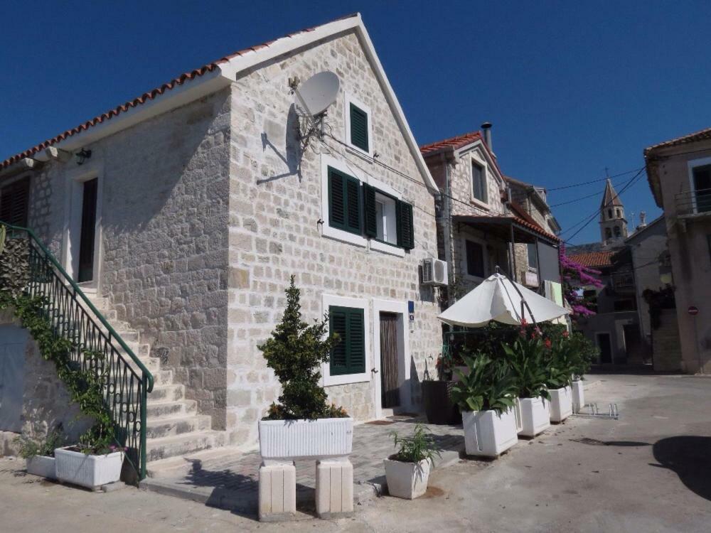 Old Fisherman House Kastela Exterior photo